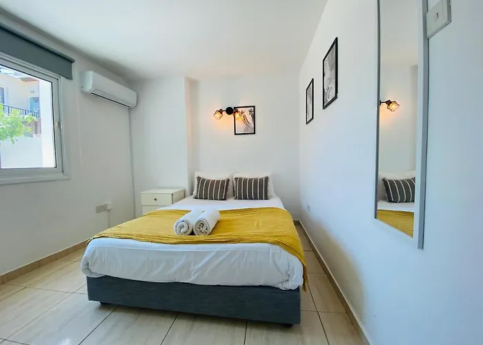 Serena\'S 2-Br Apartment In Larnaca