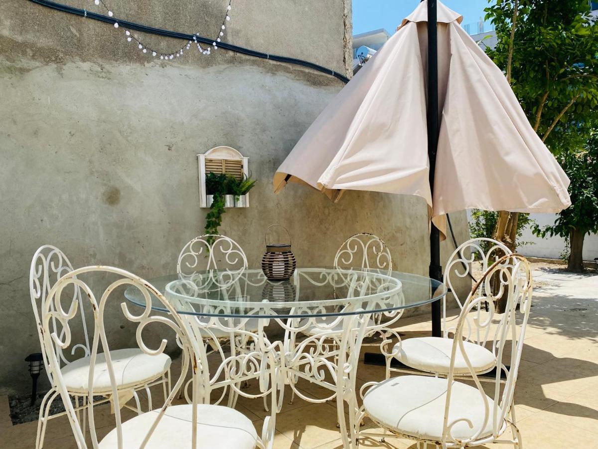 Serena's 2-br In Apartament *